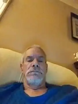 Biknight online show from March 17, 2026, 4:04 am