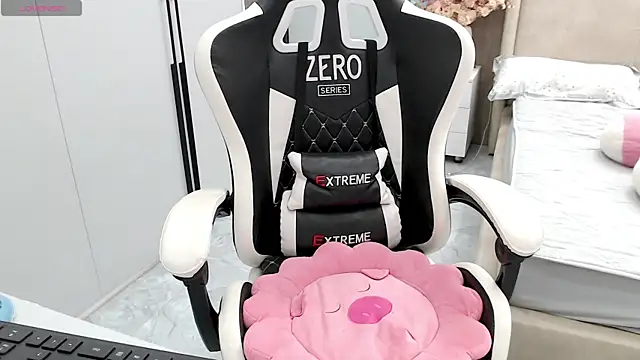 Hanako love online show from March 21, 2026, 4:00 pm