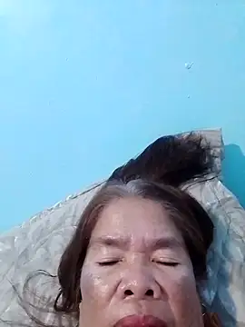 sexylizzy4u online show from October 19, 2025, 8:17 am