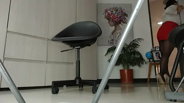 carieBelle1 online show from March 21, 2025, 2:18 pm