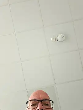 AnnakondaHF online show from March 21, 2026, 2:21 pm