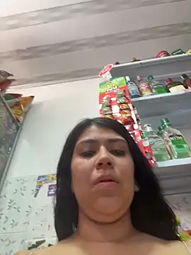 emilyjohanson online show from April 13, 2026, 5:28 pm