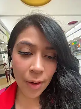 emilyjohanson online show from April 7, 2026, 4:09 pm