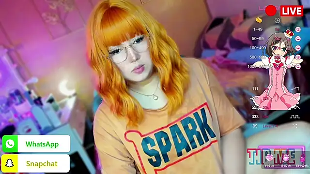 HOTnWILDalice online show from September 30, 2025, 2:06 am