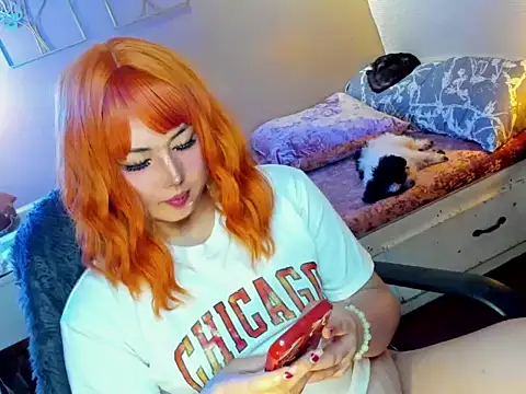 HOTnWILDalice online show from March 20, 2025, 4:51 am