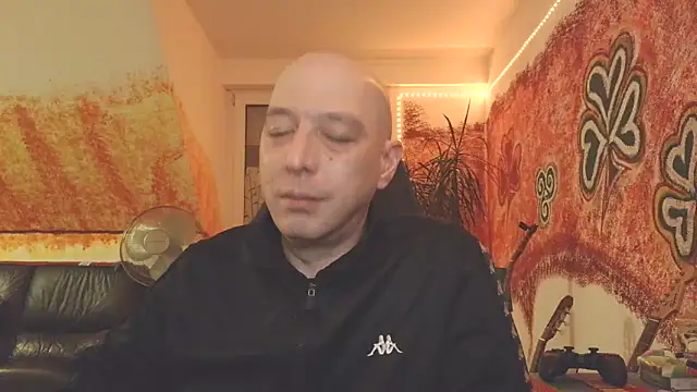 sextoy911 online show from November 27, 2025, 9:04 pm