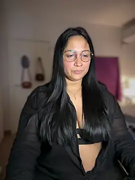 DannaaMeliza online show from March 7, 2025, 6:00 pm