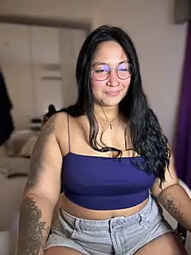 DannaaMeliza online show from March 4, 2025, 11:08 am