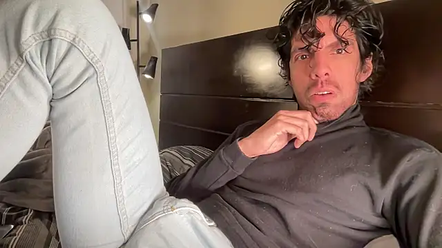 beranco19 online show from March 12, 2026, 11:09 pm