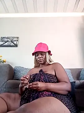 Snapshot of SQUITBOOTY chatting on January 9, 2026, 9:38 am SQUITBOOTY online show from January 9, 2026, 9:38 am