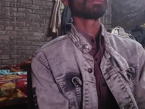 ThethunderPo online show from November 27, 2025, 2:39 pm