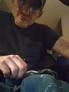 ROBERT0516 online show from January 13, 2026, 6:39 am