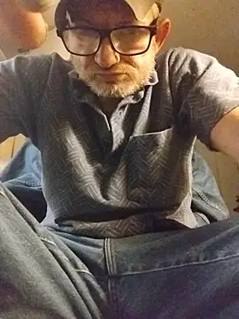 ROBERT0516 online show from November 21, 2025, 11:42 am