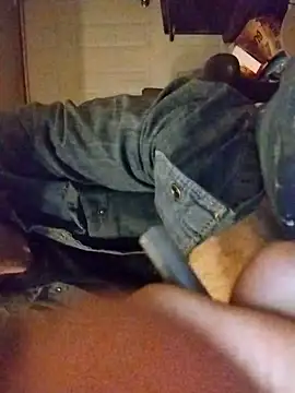 ROBERT0516 online show from February 13, 2026, 1:38 am