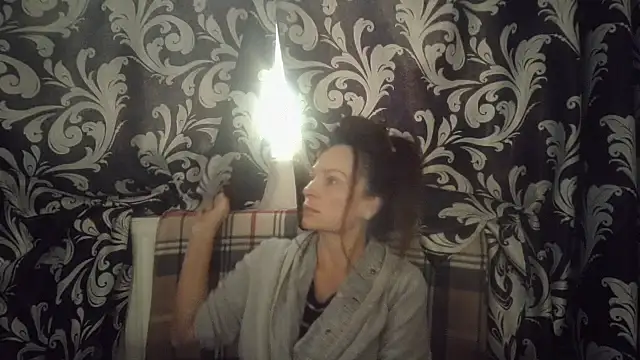 LindaStarS online show from October 21, 2025, 2:49 pm