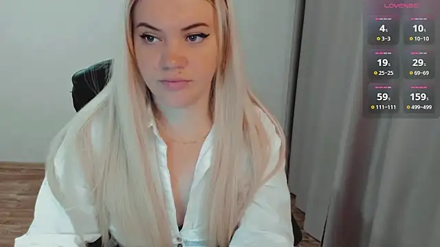 AllAboutLoveXx online show from October 7, 2025, 5:19 am