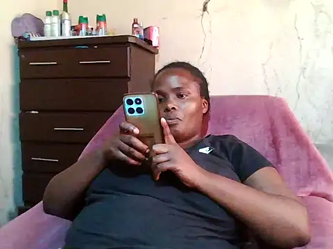 sexybigboobz online show from May 26, 2026, 10:46 am