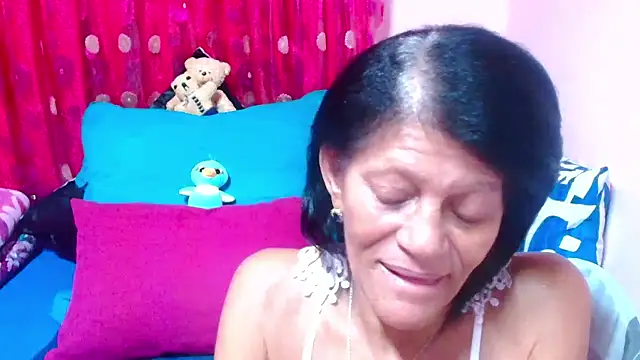 SLUTTYROXY online show from October 17, 2025, 6:43 pm