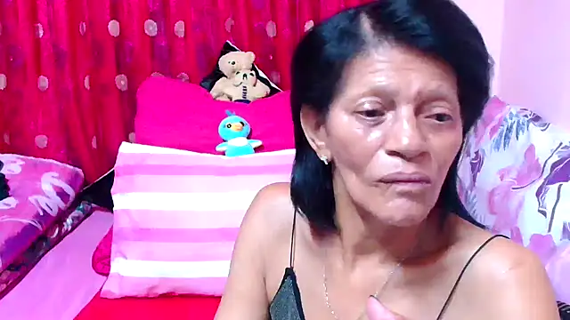 SLUTTYROXY online show from November 2, 2025, 4:45 pm