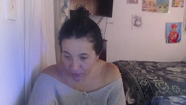 Snapshot of stefilove10 chatting on February 6, 2025, 3:20 pm stefilove10 online show from February 6, 2025, 3:20 pm