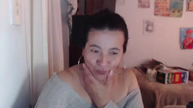 Snapshot of stefilove10 chatting on December 2, 2025, 4:52 pm stefilove10 online show from December 2, 2025, 4:52 pm