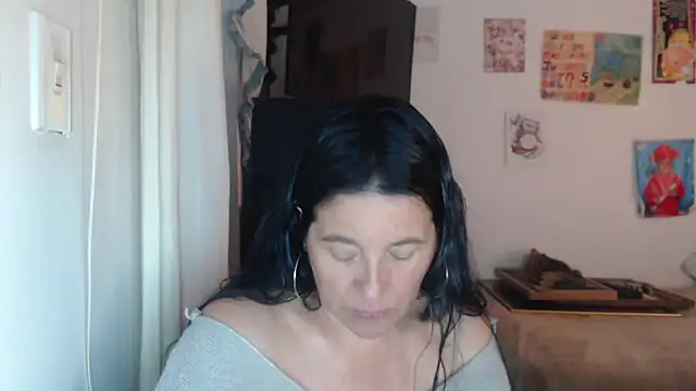 Snapshot of stefilove10 chatting on October 7, 2025, 2:40 pm stefilove10 online show from October 7, 2025, 2:40 pm