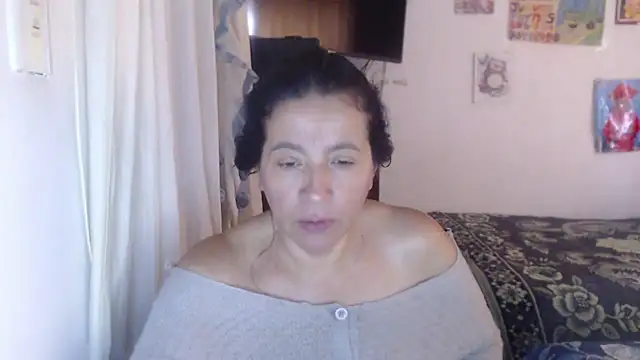 Snapshot of stefilove10 chatting on February 6, 2025, 6:24 pm stefilove10 online show from February 6, 2025, 6:24 pm