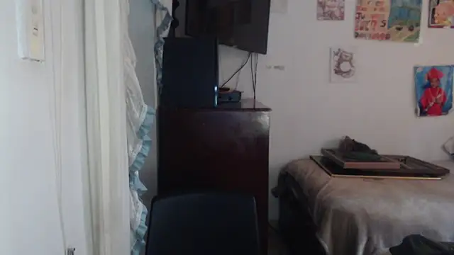 Snapshot of stefilove10 chatting on September 25, 2025, 2:01 pm stefilove10 online show from September 25, 2025, 2:01 pm