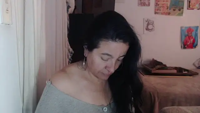 Snapshot of stefilove10 chatting on November 24, 2025, 3:12 pm stefilove10 online show from November 24, 2025, 3:12 pm