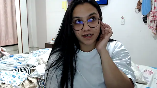 Andrea hottest angel online show from November 5, 2025, 4:15 am