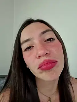 loveuu-bae online show from September 29, 2025, 6:35 pm