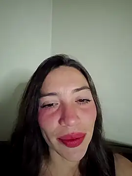 loveuu-bae online show from April 9, 2026, 4:03 am