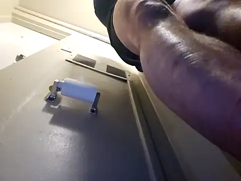 UncutHammer69 online show from March 15, 2025, 3:18 am