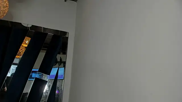 Snapshot of moonsweet1 chatting on March 12, 2025, 6:11 pm moonsweet1 online show from March 12, 2025, 6:11 pm