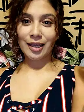 kinky milaxh online show from March 7, 2025, 3:51 am