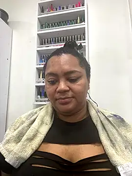 yanza2002 online show from December 2, 2025, 11:17 pm