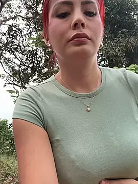 Snapshot of LINDA_PATTY94 chatting on March 4, 2025, 3:04 pm LINDA PATTY94 online show from March 4, 2025, 3:04 pm