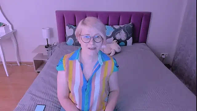 Snapshot of sabrinamacmarren chatting on February 19, 2026, 4:59 pm sabrinamacmarren online show from February 19, 2026, 4:59 pm