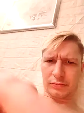 twinksbadboyhot online show from March 3, 2025, 11:35 pm