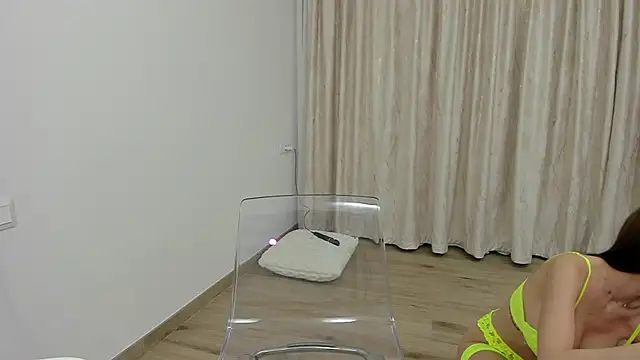 lissababe1 online show from March 22, 2025, 5:52 pm