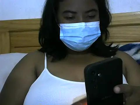 Artinah22 online show from October 26, 2025, 5:46 pm