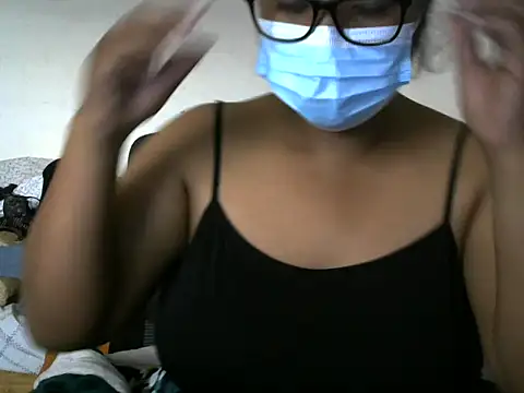 Artinah22 online show from September 22, 2025, 2:23 pm