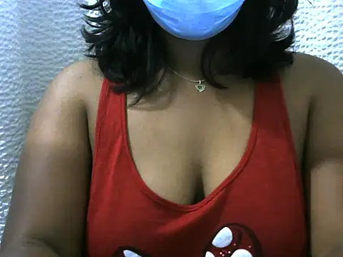 Artinah22 online show from November 10, 2025, 8:36 pm