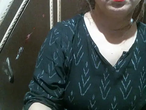 UrsMansi online show from June 12, 2026, 3:48 am
