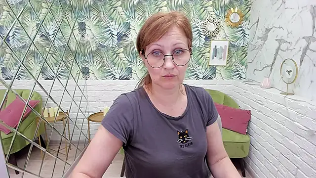 Paris Cherry online show from March 18, 2025, 11:09 pm