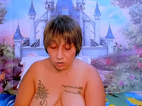 indianroxy online show from September 15, 2025, 4:18 pm