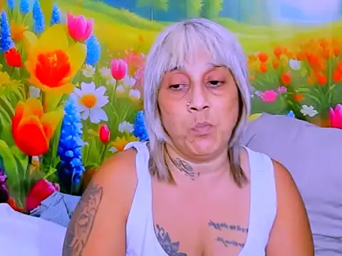 indianroxy online show from June 26, 2026, 7:20 pm