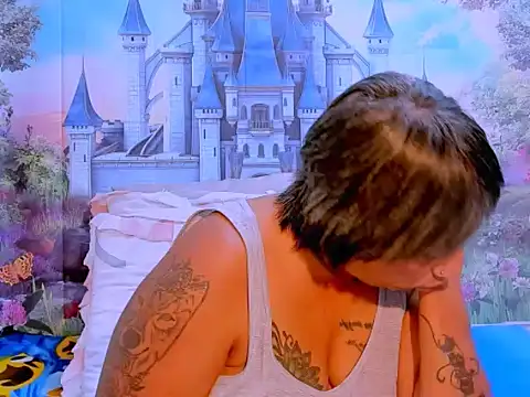 indianroxy online show from September 14, 2025, 8:59 am