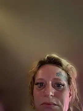 Missdannylove online show from July 22, 2026, 8:11 pm