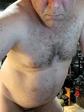 IronedTitan online show from August 1, 2026, 2:09 am